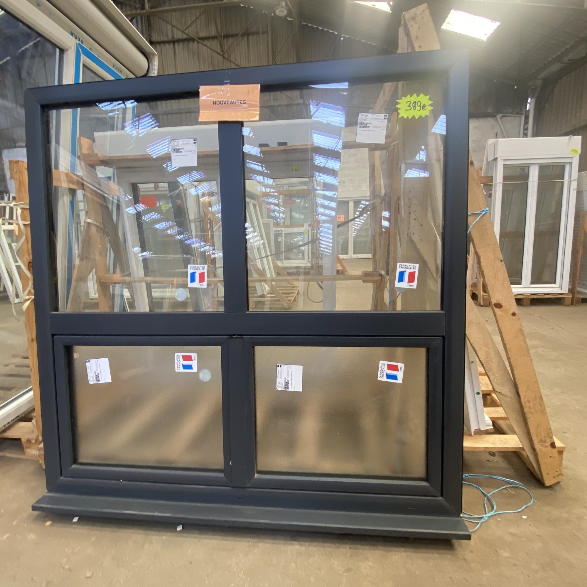 Fenêtre PVC gris anthracite (9016) avec Allège opaque 1580 mm x 1580 mm